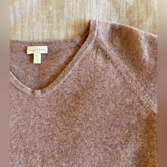 Garnet Hill MAUVE Cashmere Tie-Sleeve V-Neck Sweater - Picture 4 of 14